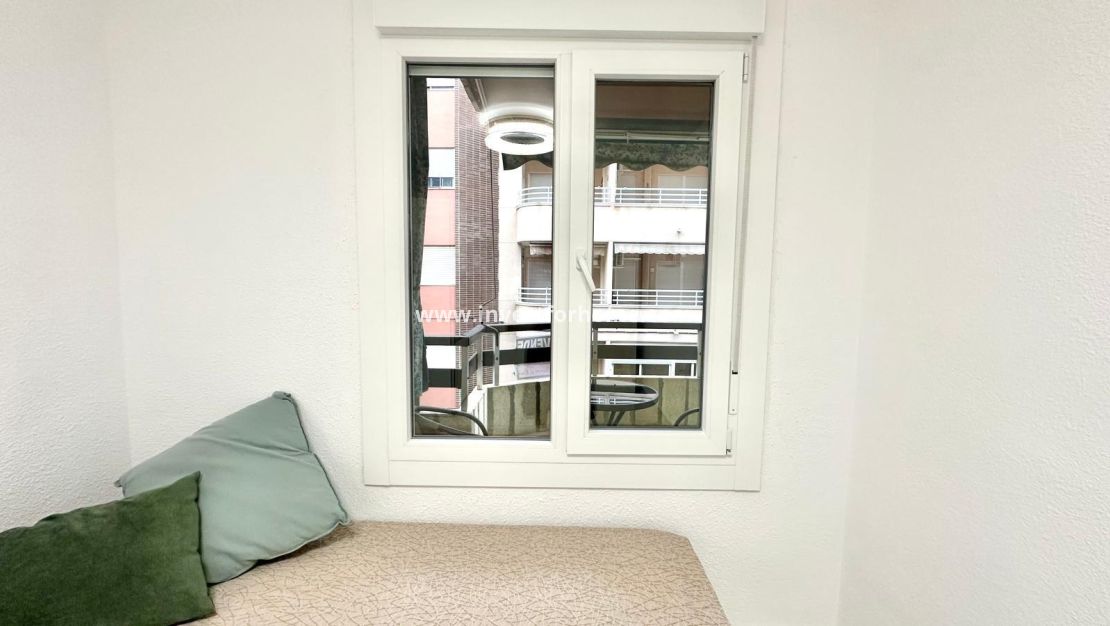 Sale - Apartment - Torrevieja - Playa del Cura