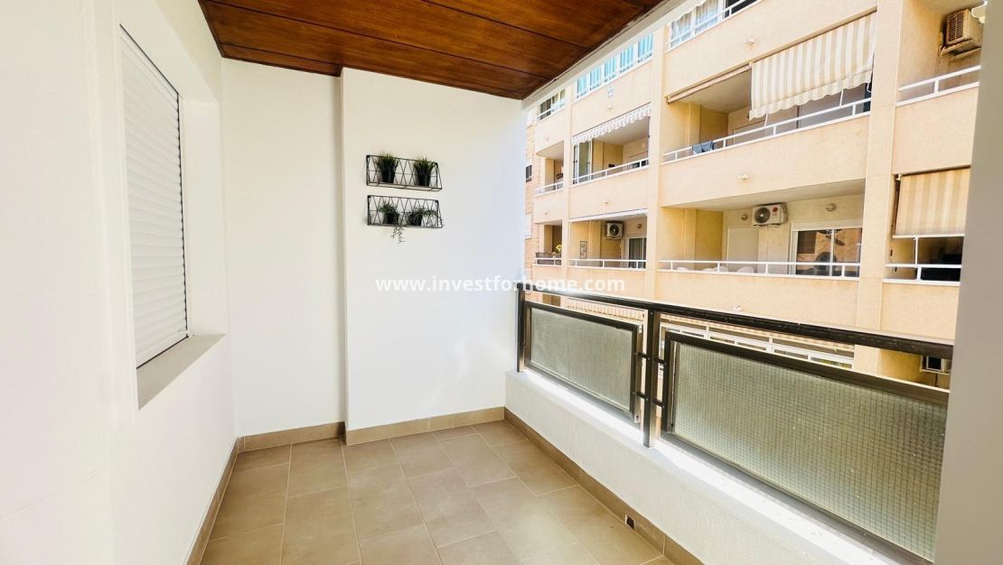 Sale - Apartment - Torrevieja - Playa del Cura
