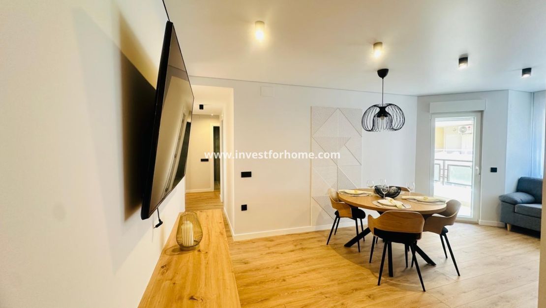 Sale - Apartment - Torrevieja - Playa del Cura