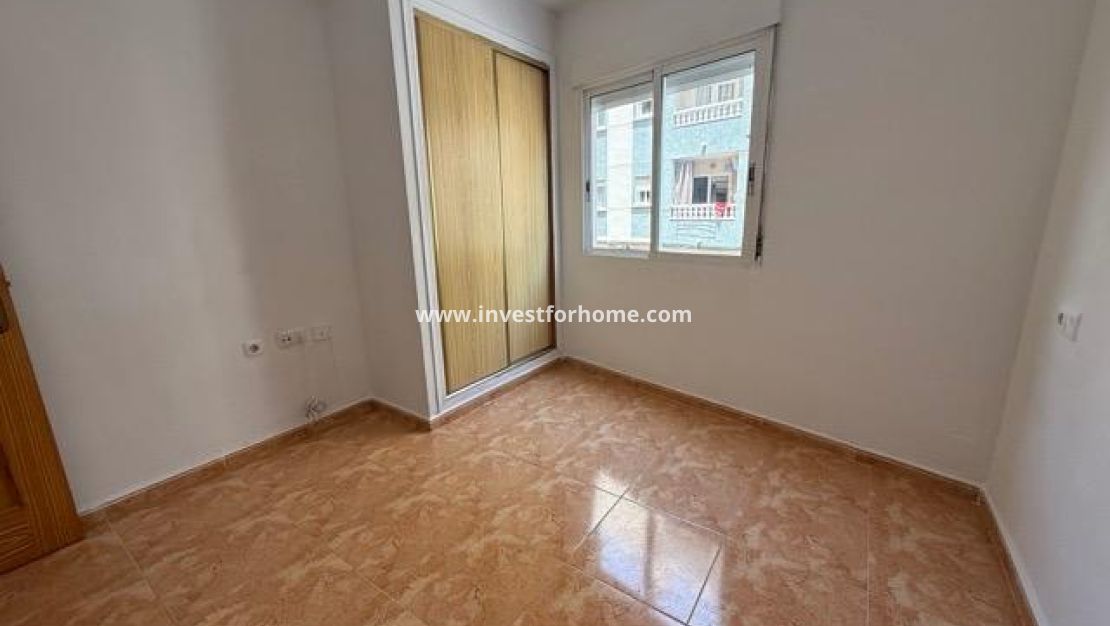 Sale - Apartment - Torrevieja - Playa del Cura