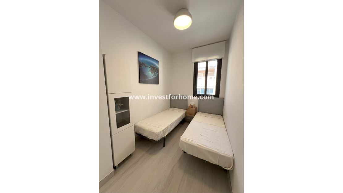Sale - Apartment - Torrevieja - Playa del Cura