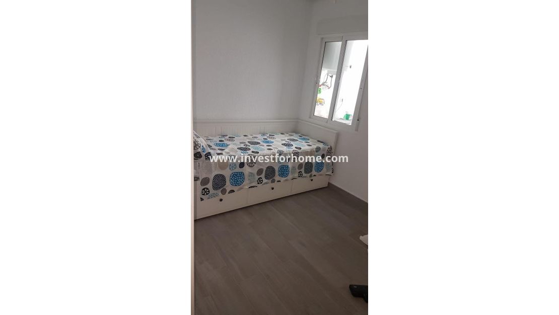 Sale - Apartment - Torrevieja - Playa del Cura