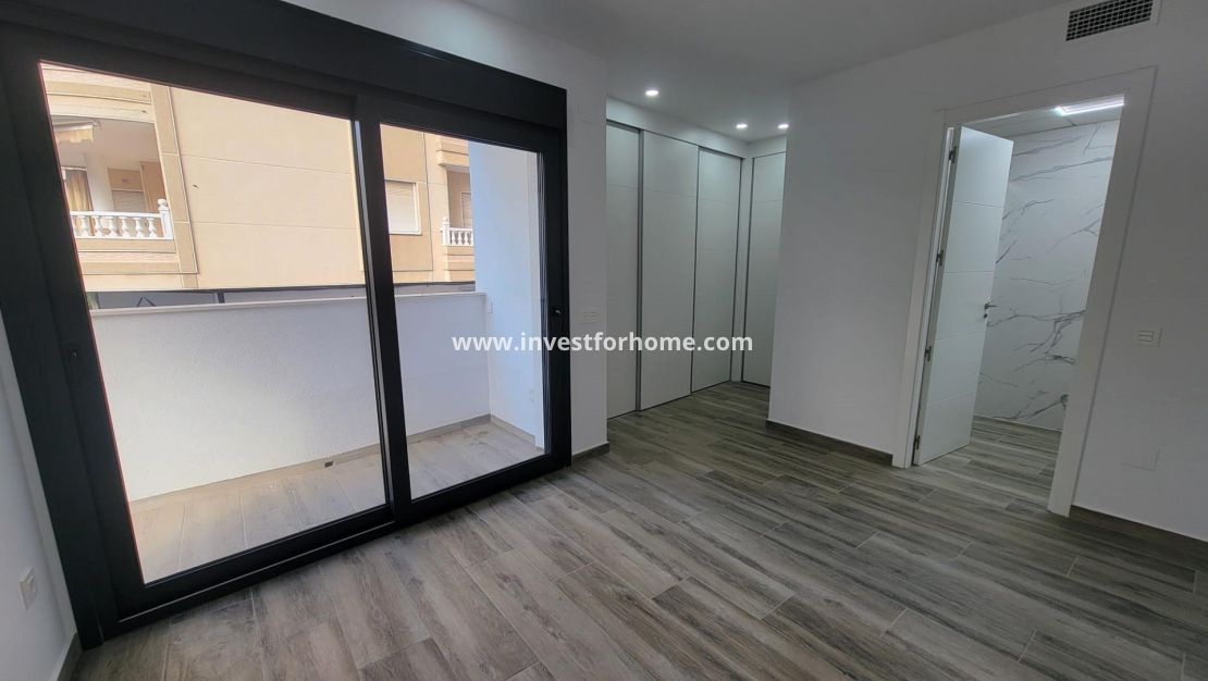 Sale - Apartment - Torrevieja - Playa del Cura