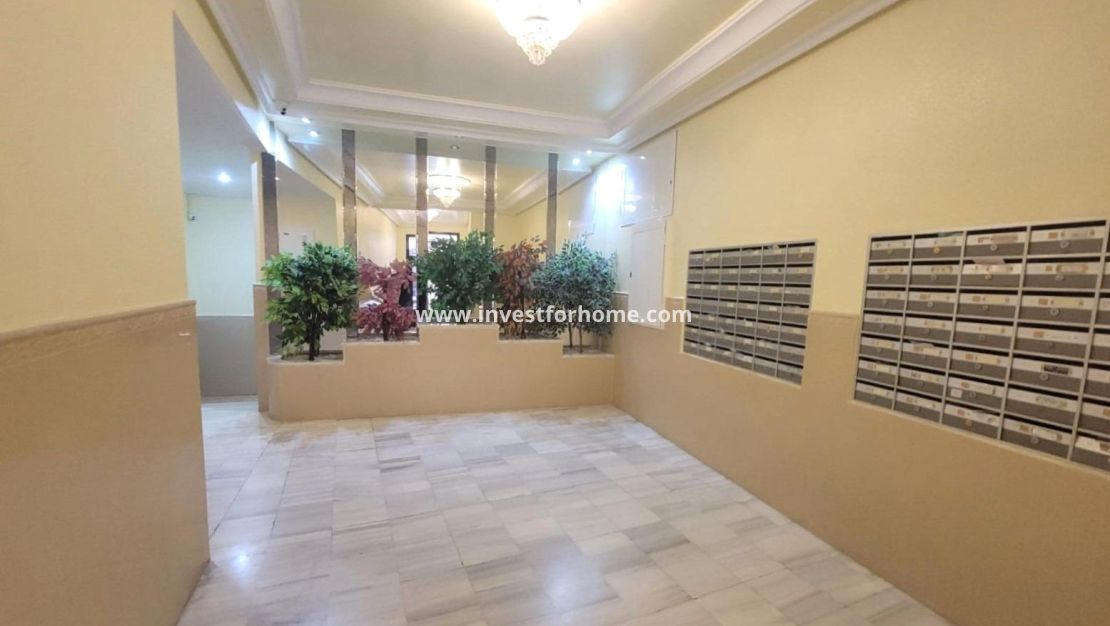 Sale - Apartment - Torrevieja - Playa del Cura