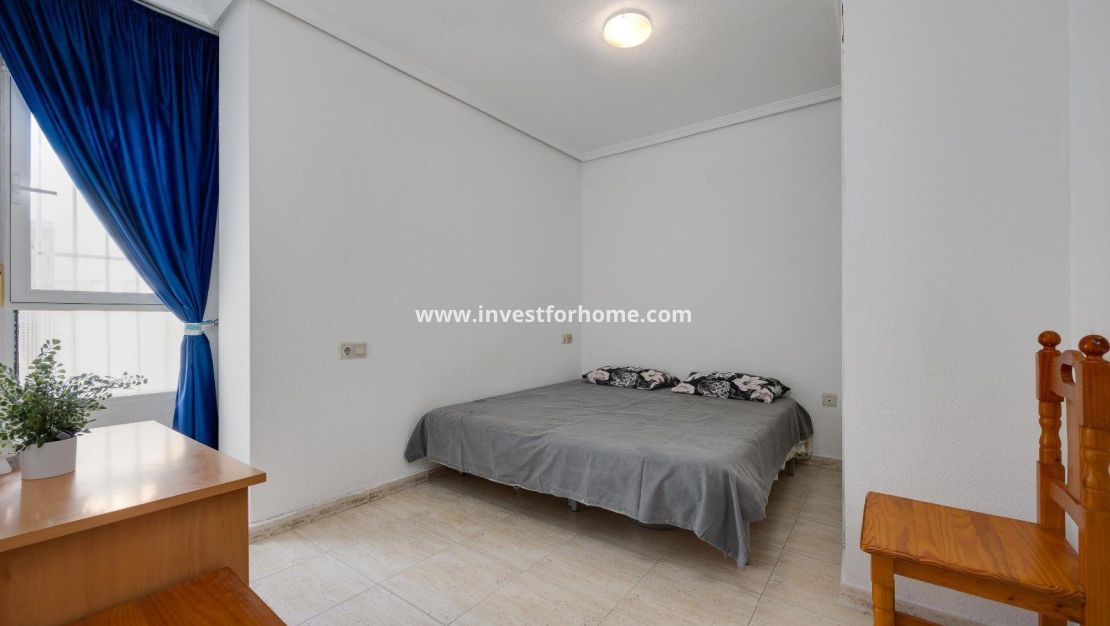 Sale - Apartment - Torrevieja - Playa del Cura
