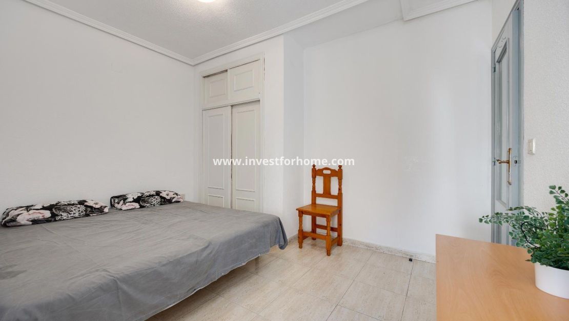 Sale - Apartment - Torrevieja - Playa del Cura