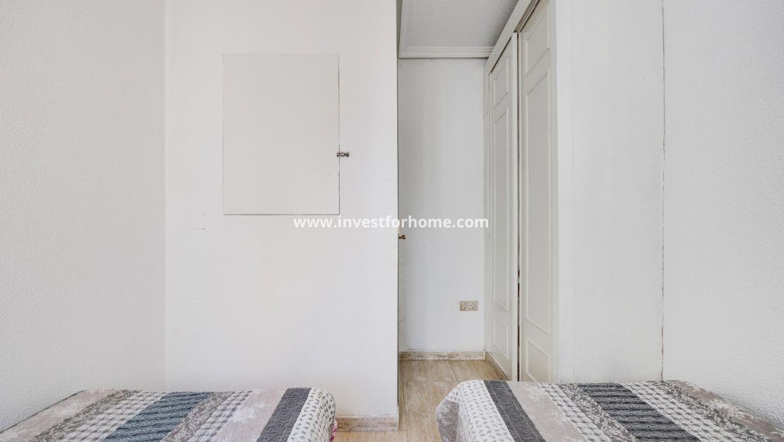 Sale - Apartment - Torrevieja - Playa del Cura