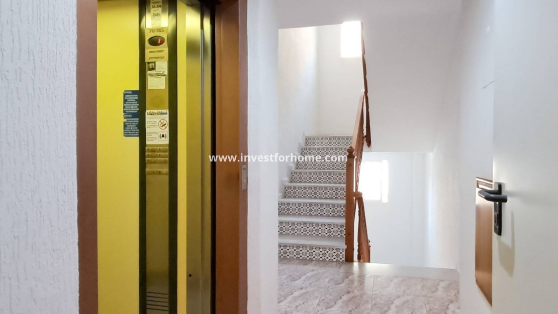 Sale - Apartment - Torrevieja - Playa del Cura