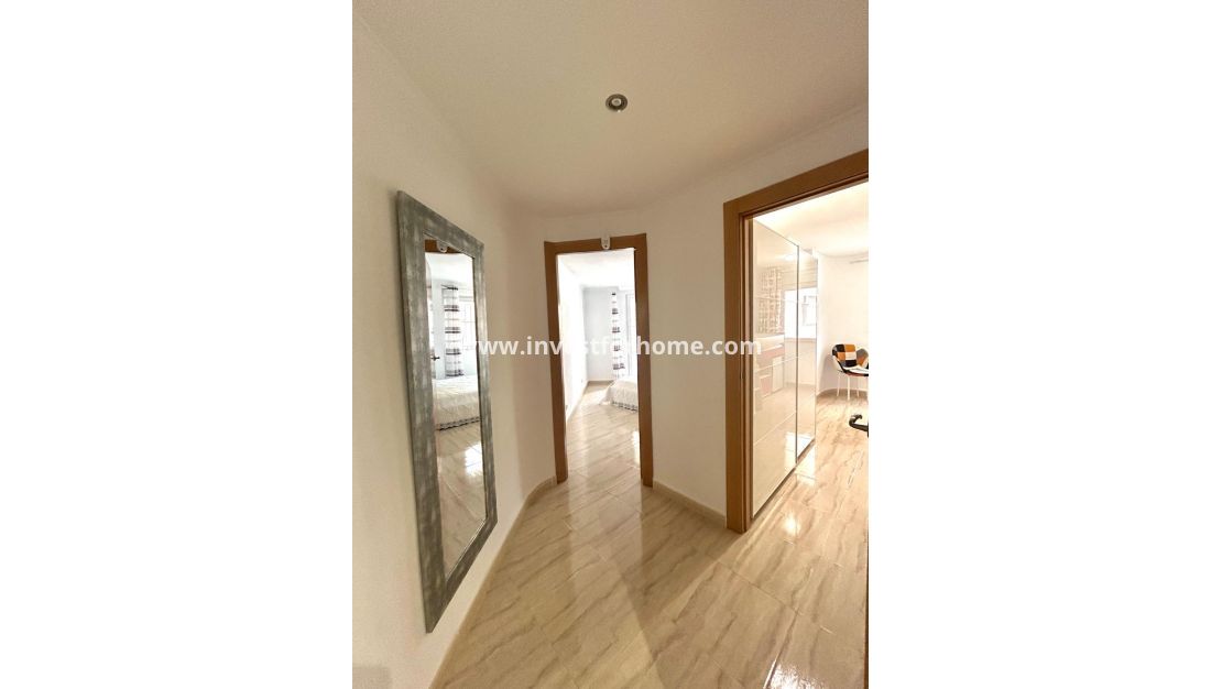 Sale - Apartment - Torrevieja - Playa del Cura