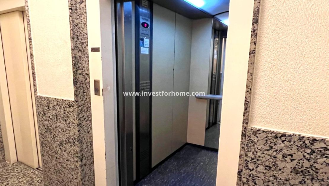 Sale - Apartment - Torrevieja - Playa del Cura