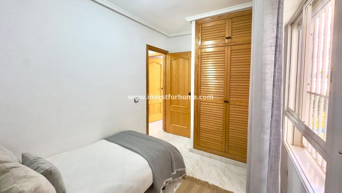 Sale - Apartment - Torrevieja - Playa del Cura