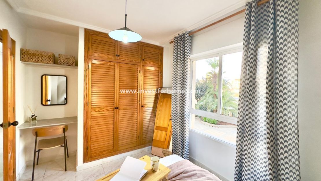 Sale - Apartment - Torrevieja - Playa del Cura