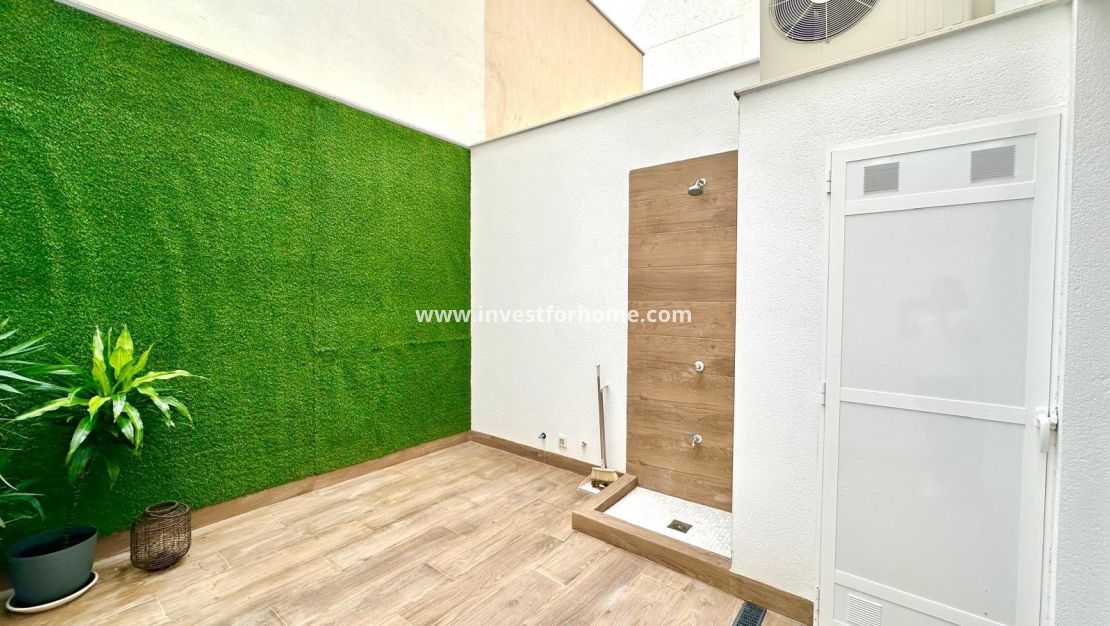 Sale - Apartment - Torrevieja - Playa del Cura