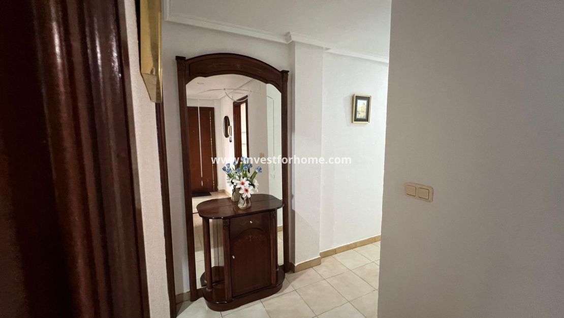 Sale - Apartment - Torrevieja - Playa del Cura