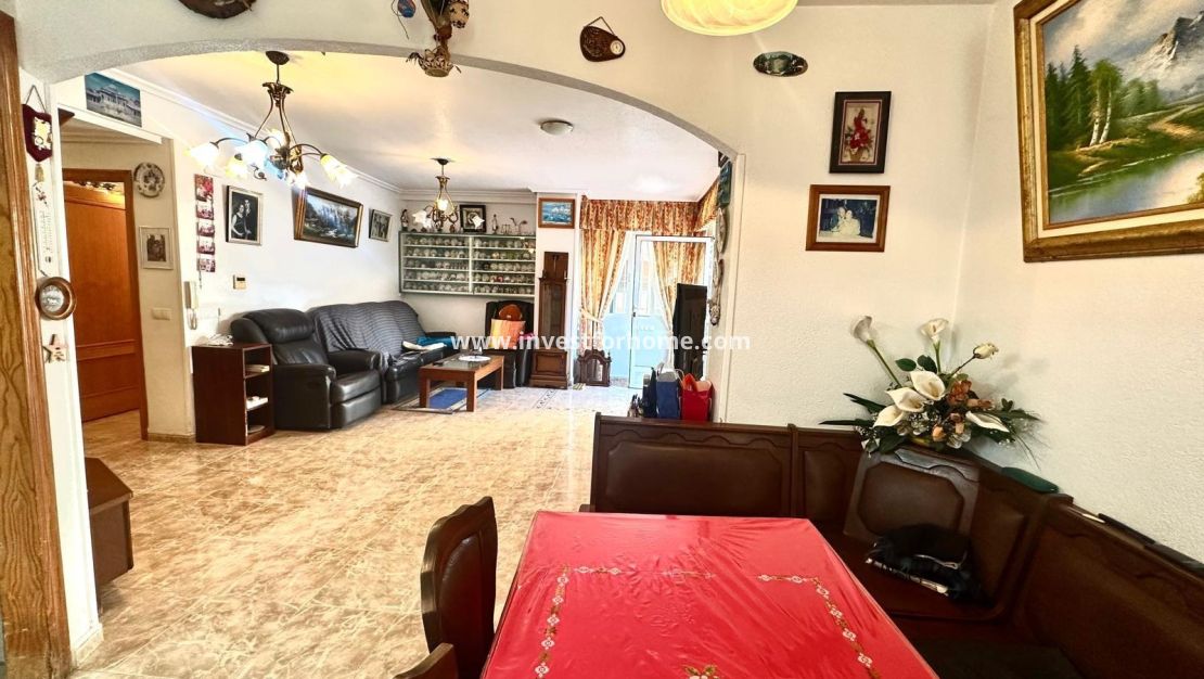 Sale - Apartment - Torrevieja - Playa del Cura