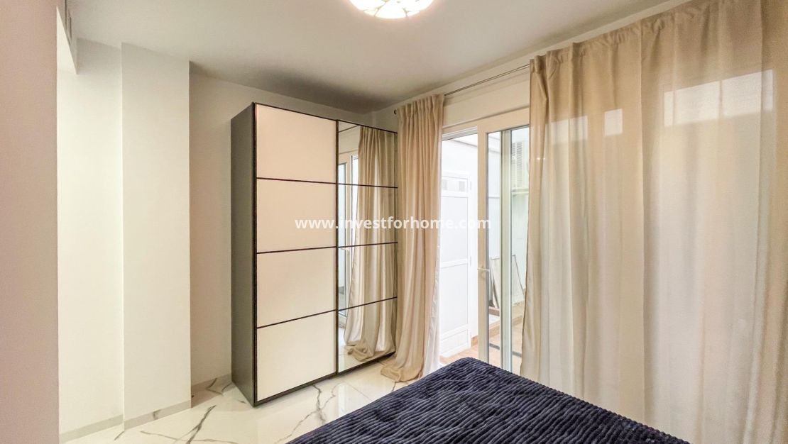 Sale - Apartment - Torrevieja - Playa del Cura