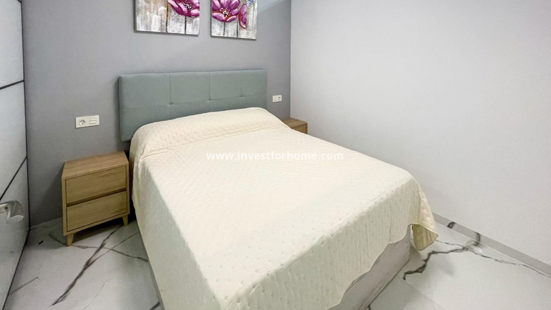 Sale - Apartment - Torrevieja - Playa del Cura