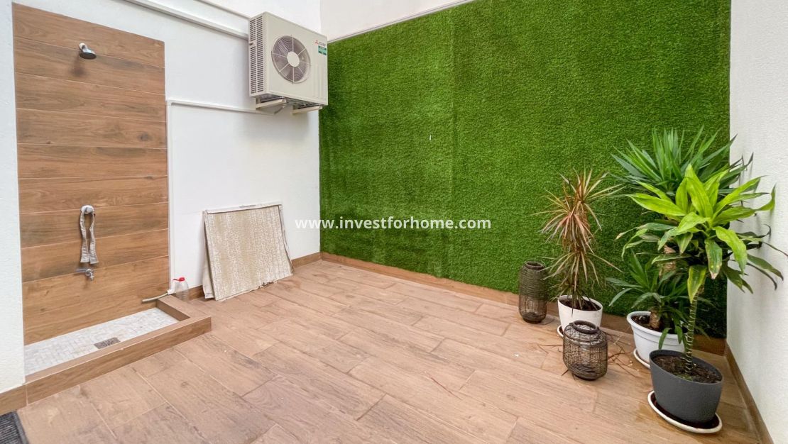 Sale - Apartment - Torrevieja - Playa del Cura