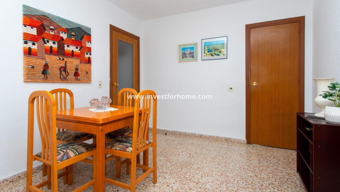 Sale - Apartment - Torrevieja - Playa del Cura