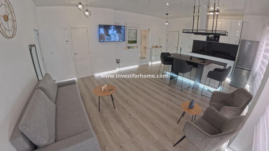 Sale - Apartment - Torrevieja - Playa del Cura