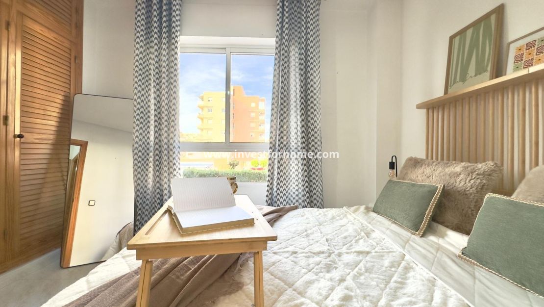 Sale - Apartment - Torrevieja - Playa del Cura