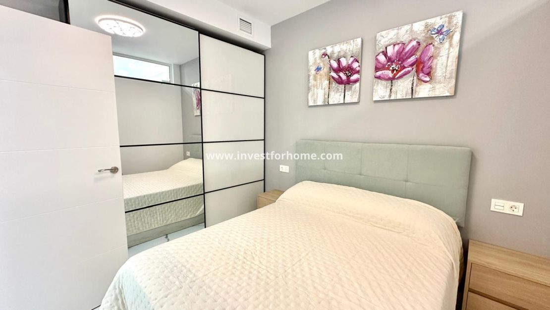 Sale - Apartment - Torrevieja - Playa del Cura