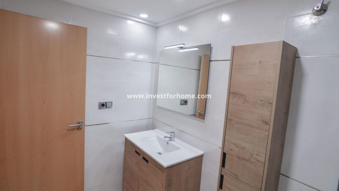 Sale - Apartment - Torrevieja - Playa del Cura