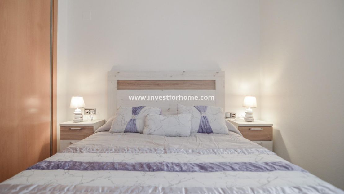 Sale - Apartment - Torrevieja - Playa del Cura