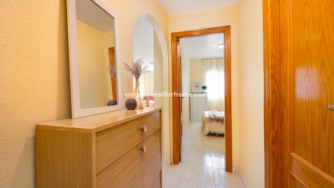 Sale - Apartment - Torrevieja - Playa del Cura