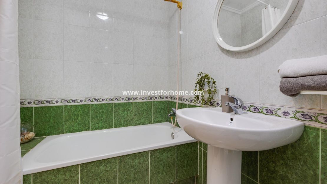Sale - Apartment - Torrevieja - Playa del Cura