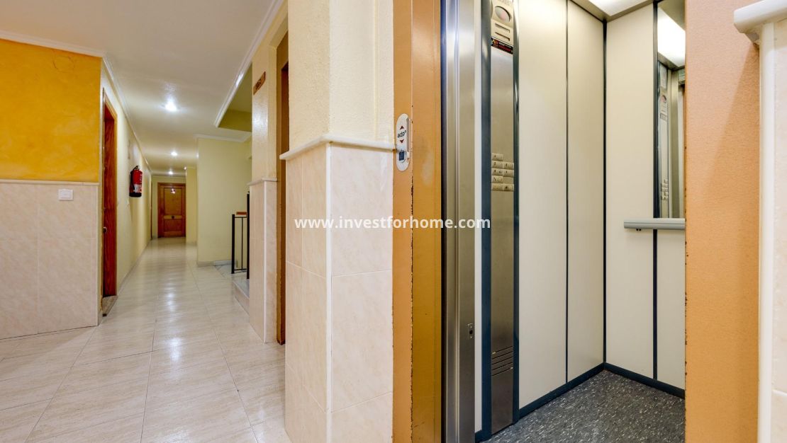 Sale - Apartment - Torrevieja - Playa del Cura