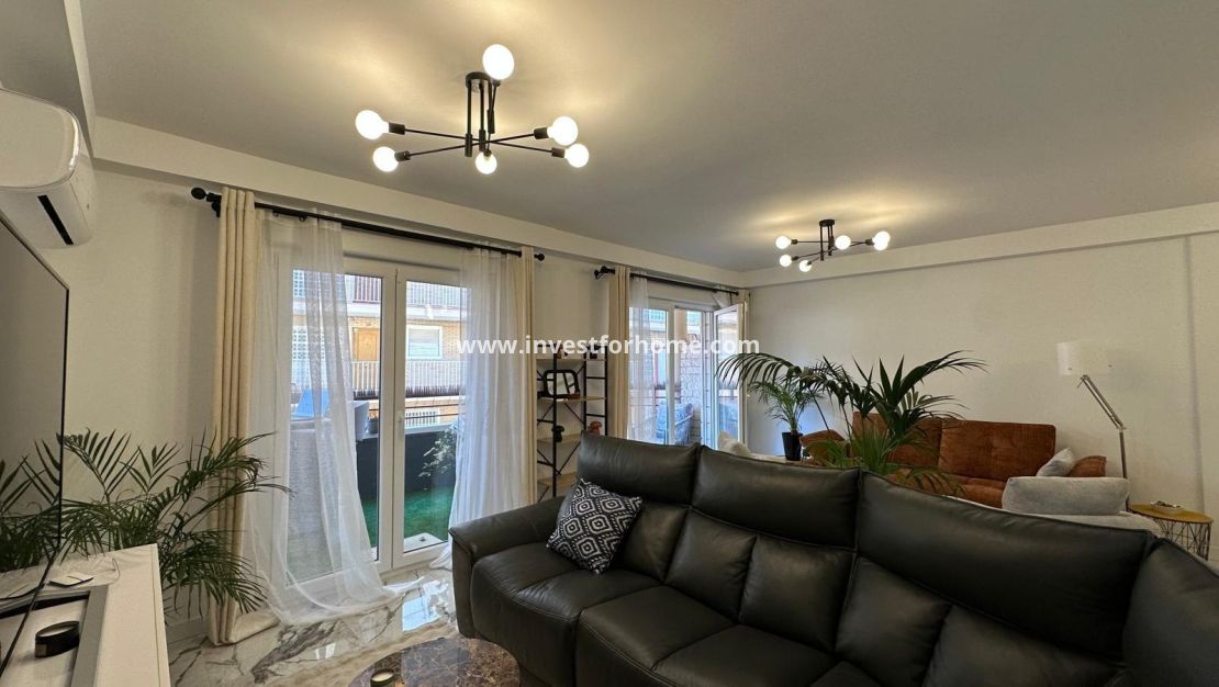 Sale - Apartment - Torrevieja - Playa del Cura