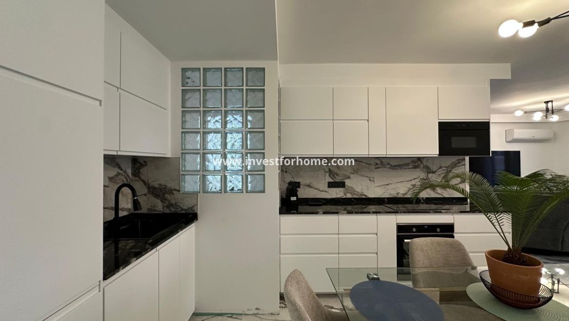 Sale - Apartment - Torrevieja - Playa del Cura