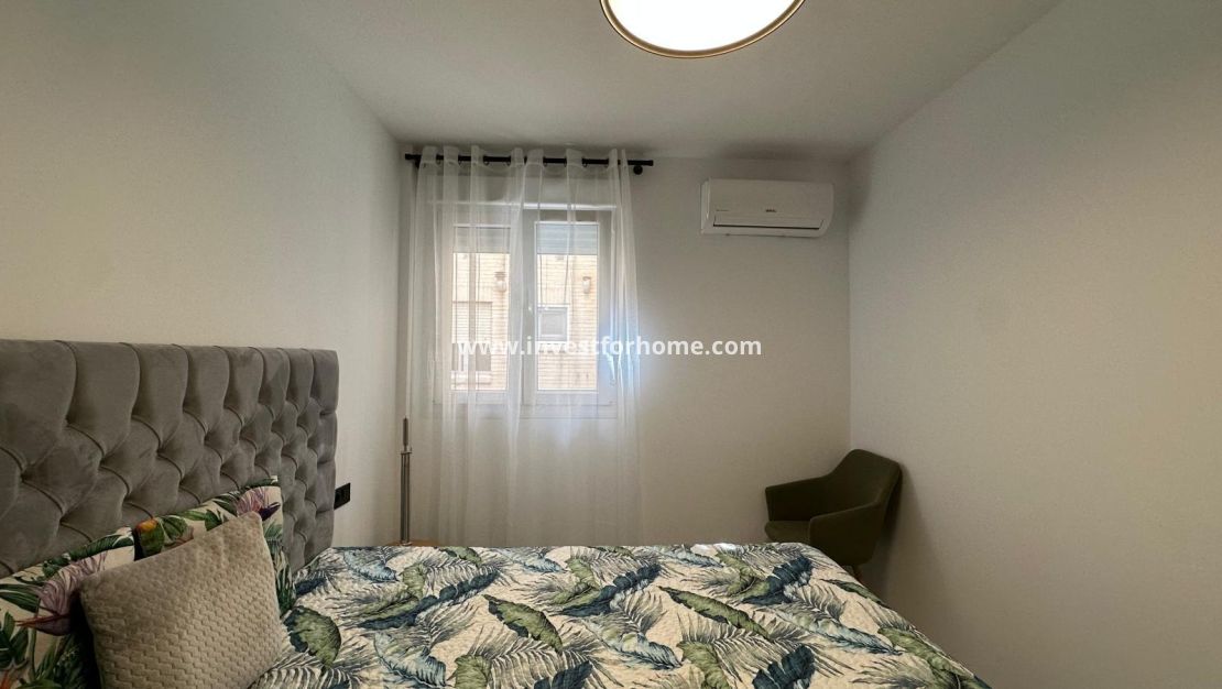 Sale - Apartment - Torrevieja - Playa del Cura
