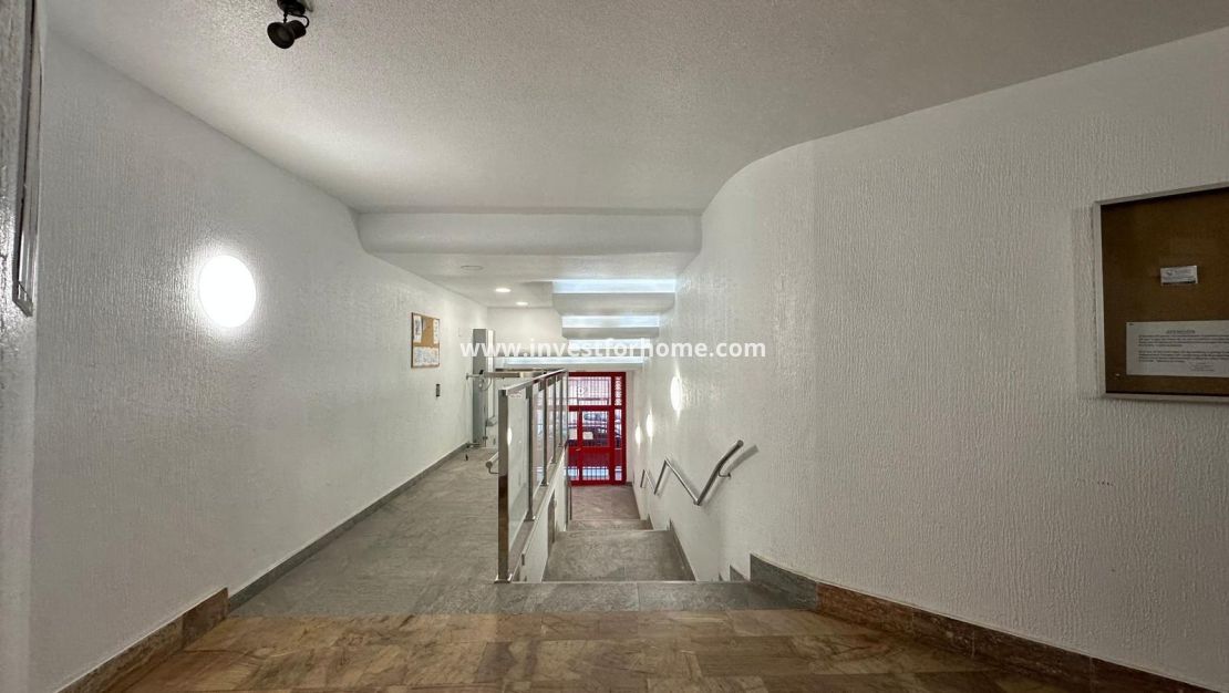 Sale - Apartment - Torrevieja - Playa del Cura