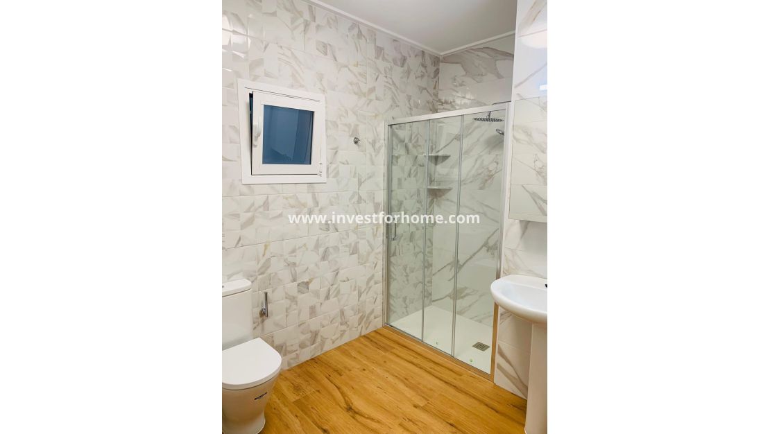 Sale - Apartment - Torrevieja - Playa del Cura