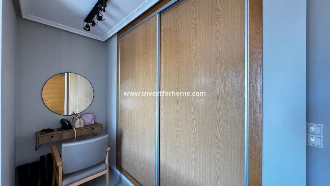 Sale - Apartment - Torrevieja - Playa del Cura