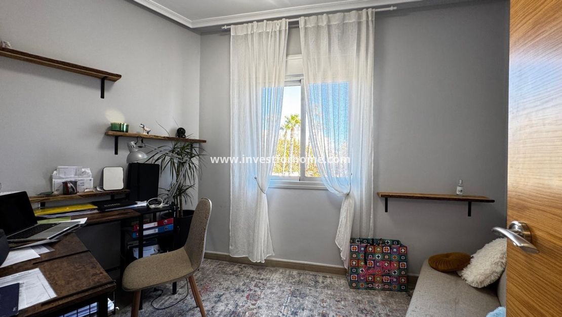 Sale - Apartment - Torrevieja - Playa del Cura