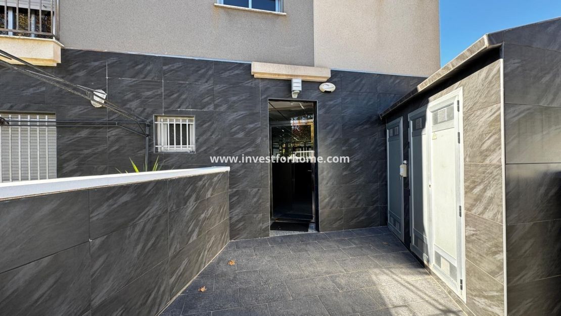 Sale - Apartment - Torrevieja - Playa del Cura