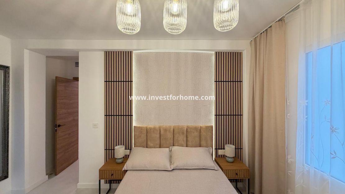 Sale - Apartment - Torrevieja - Playa del Cura