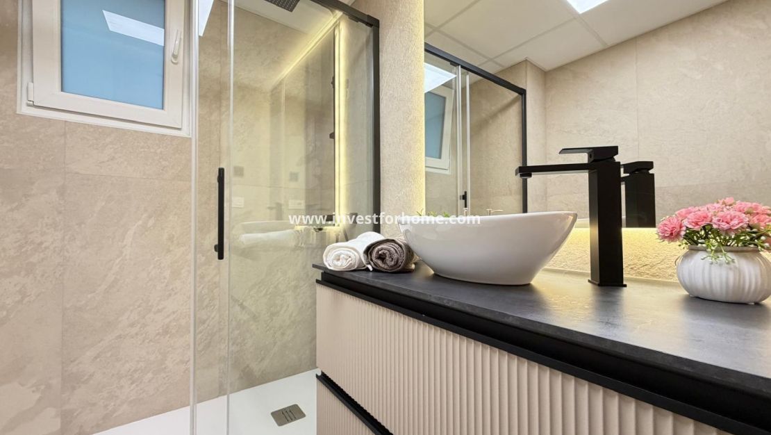 Sale - Apartment - Torrevieja - Playa del Cura