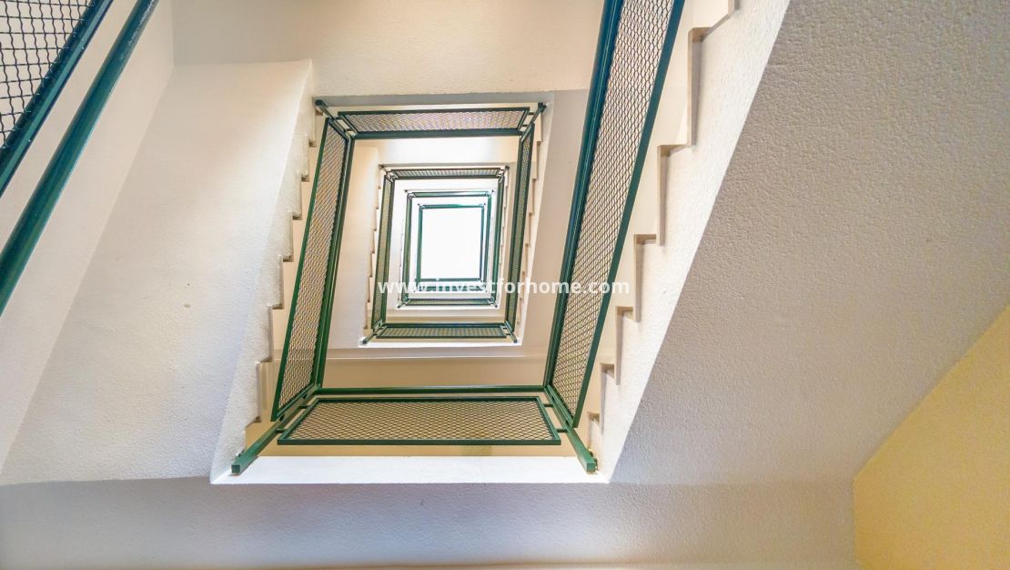 Sale - Apartment - Torrevieja - Playa del Cura