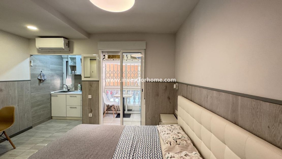Sale - Apartment - Torrevieja - Playa del Cura