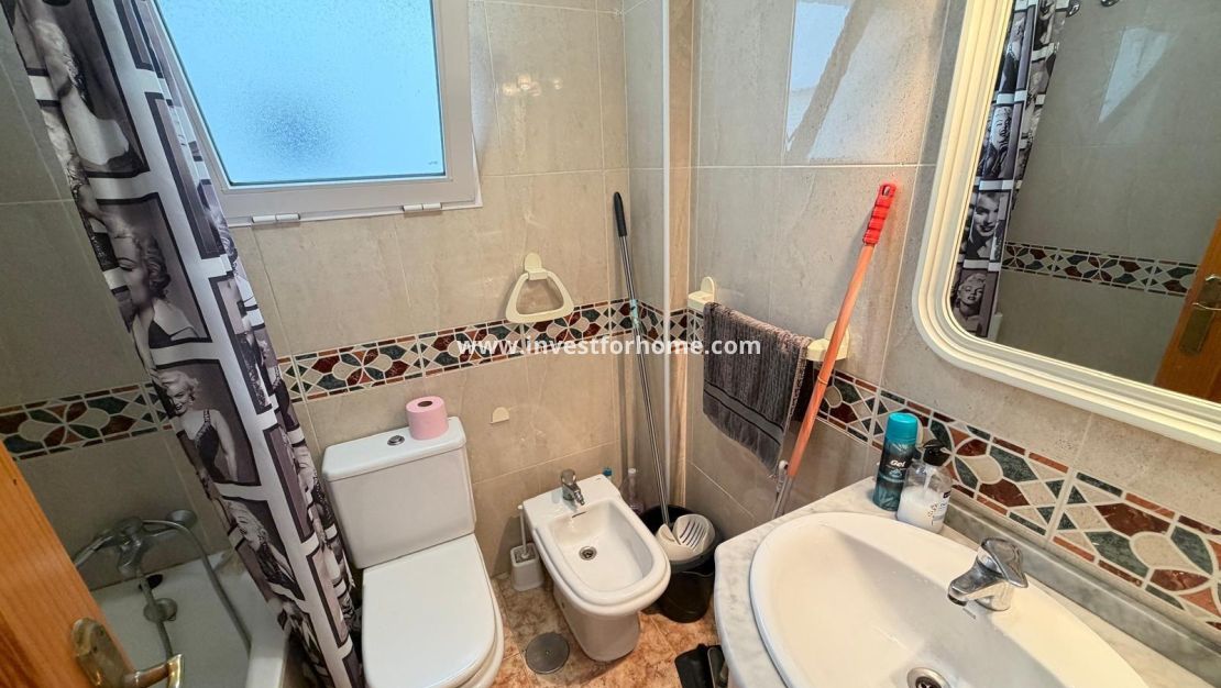 Sale - Apartment - Torrevieja - Playa del Cura