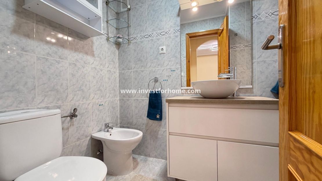 Sale - Apartment - Torrevieja - Playa del Cura