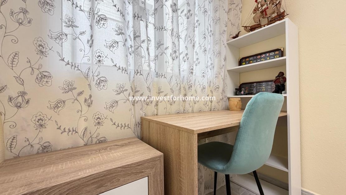 Sale - Apartment - Torrevieja - Playa del Cura