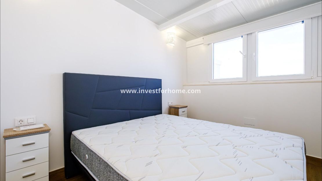 Sale - Apartment - Torrevieja - Playa del Cura