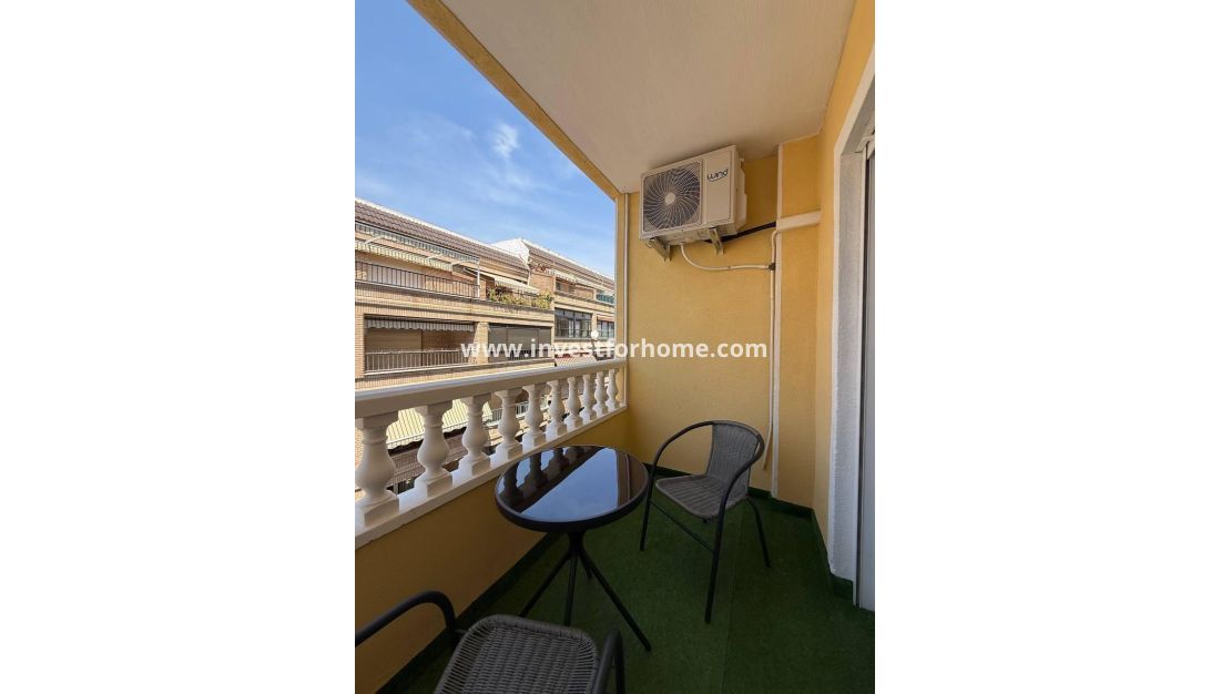 Sale - Apartment - Torrevieja - Playa del Cura