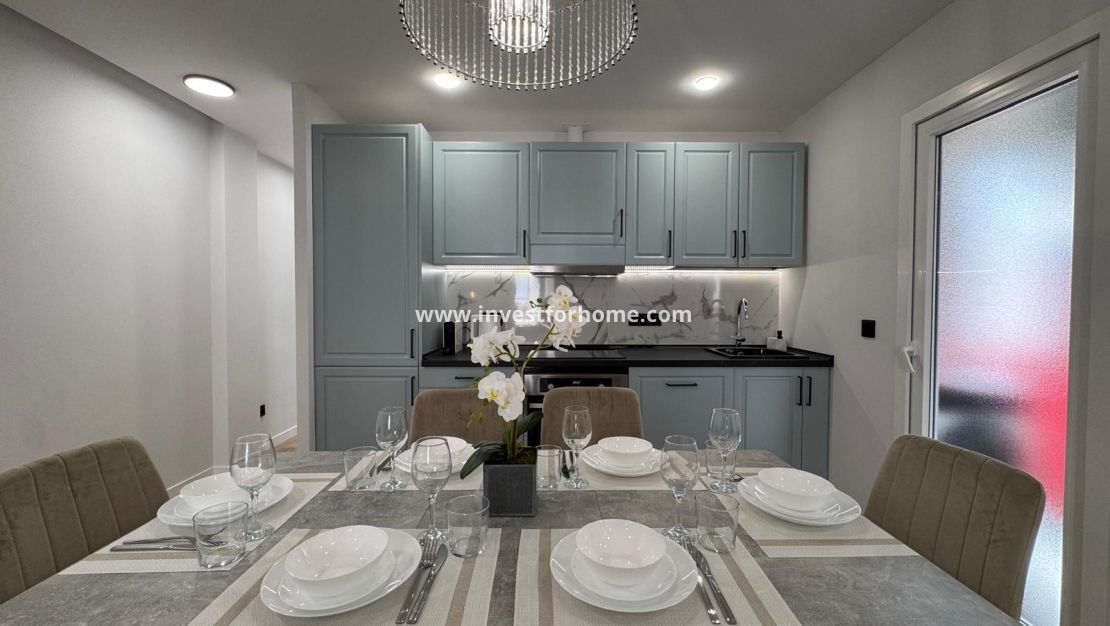 Sale - Apartment - Torrevieja - Playa del Cura