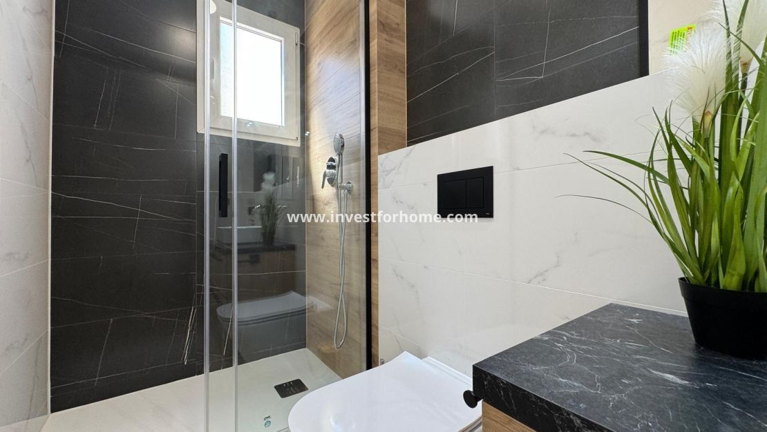 Sale - Apartment - Torrevieja - Playa del Cura